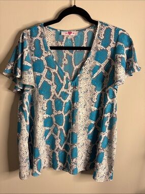 Buddy Love Teal and White V-Neck Flutter Sleeve Blouse